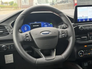 Ford Kuga – thumbnail 12