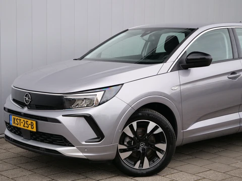 Opel Grandland 1.2 Turbo Edition 130 Pk DAB / Apple Carplay / Camera