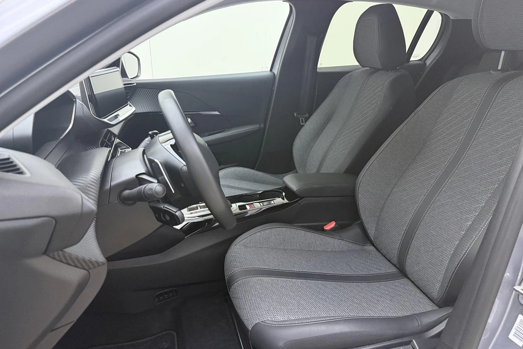 Peugeot 208 – foto 32