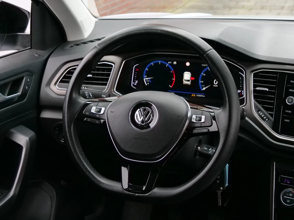 Volkswagen T-Roc – foto 14