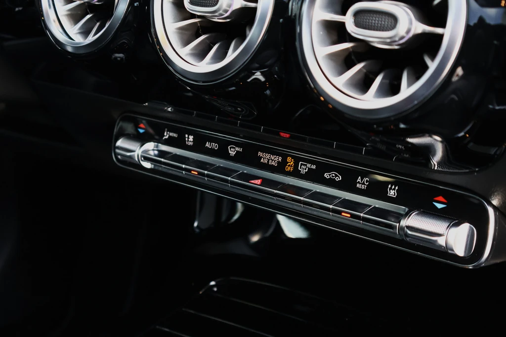 Mercedes-Benz CLA – foto 32