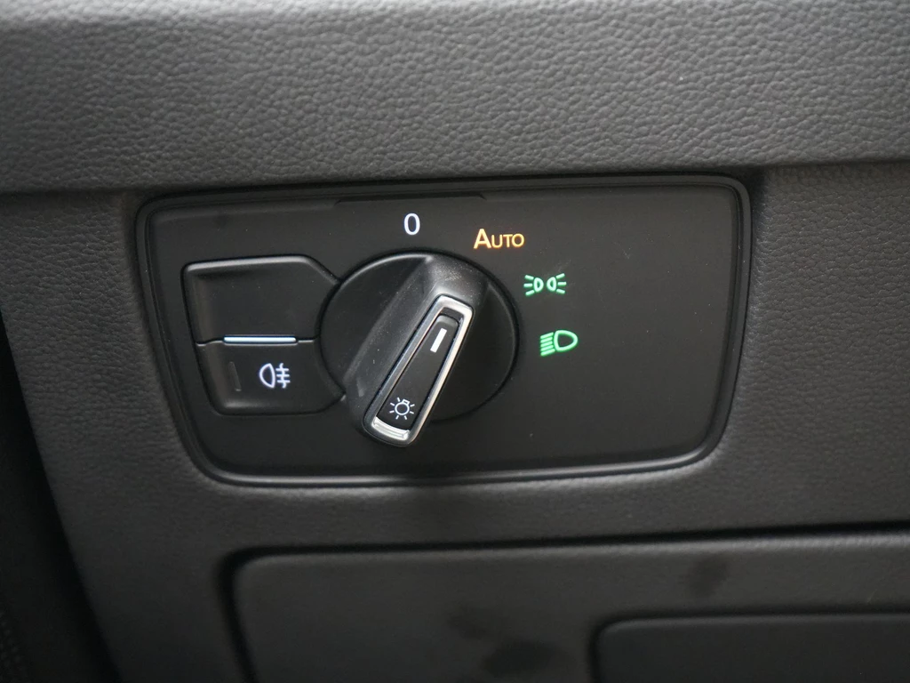 Volkswagen Passat – foto 33