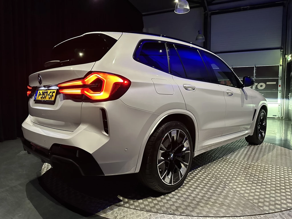 BMW iX3 – foto 11