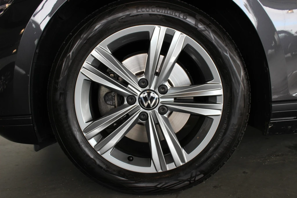 Volkswagen Passat – foto 21