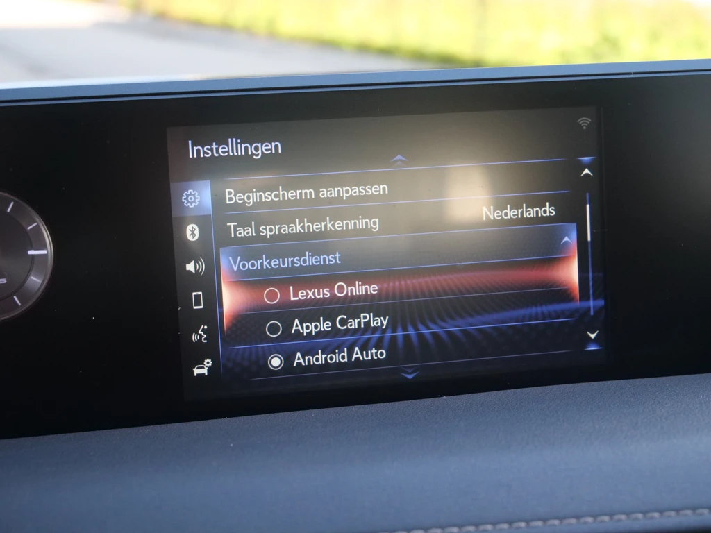 Lexus UX – foto 30