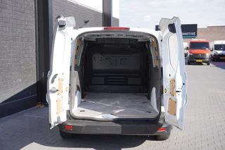 Ford Transit Connect – thumbnail 8