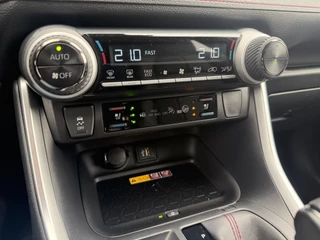Toyota RAV4 – thumbnail 22