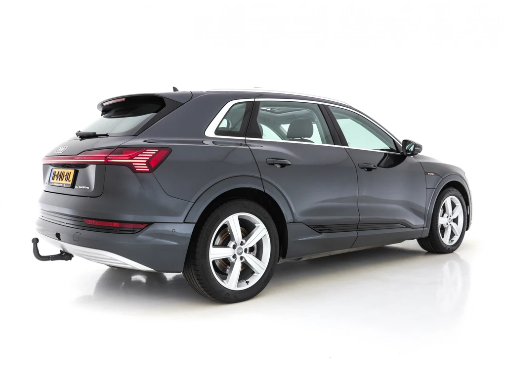 Audi e-tron – foto 4