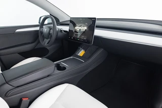 Tesla Model Y – thumbnail 9