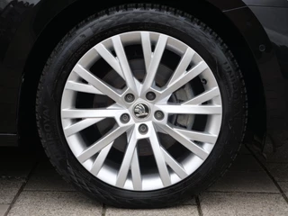 Škoda Superb – thumbnail 25