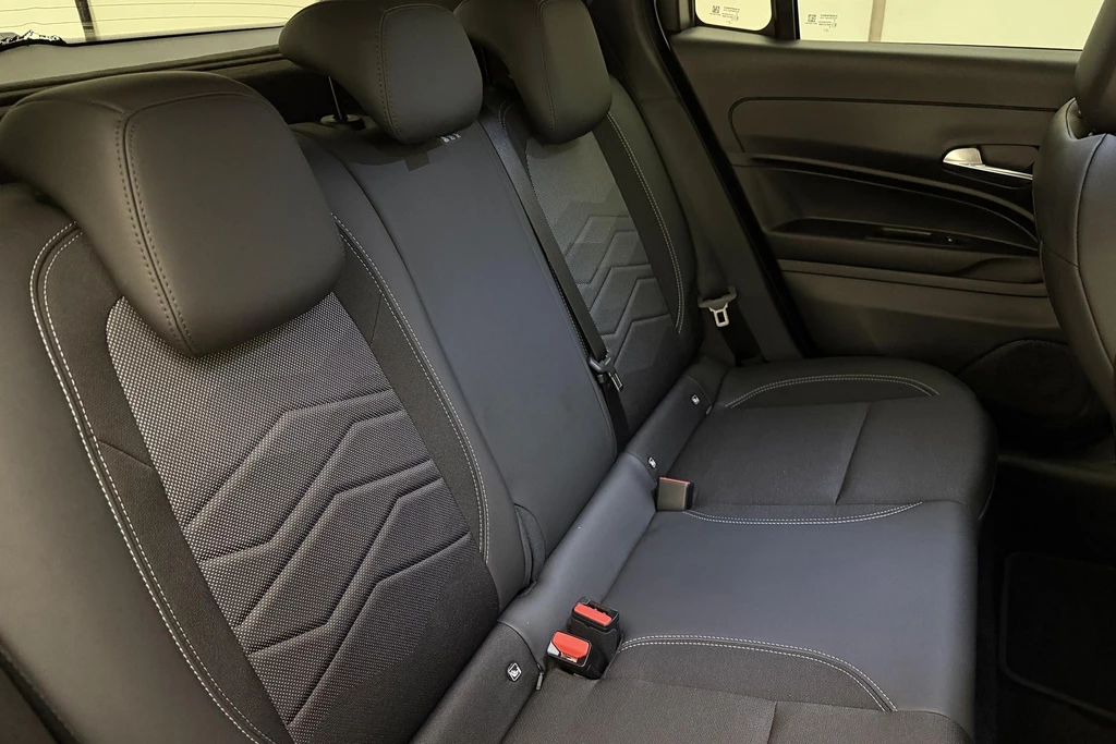 Jeep Avenger – foto 15