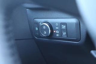 Ford Kuga – thumbnail 19