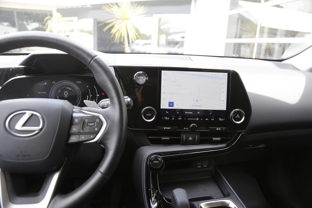 Lexus NX – foto 44