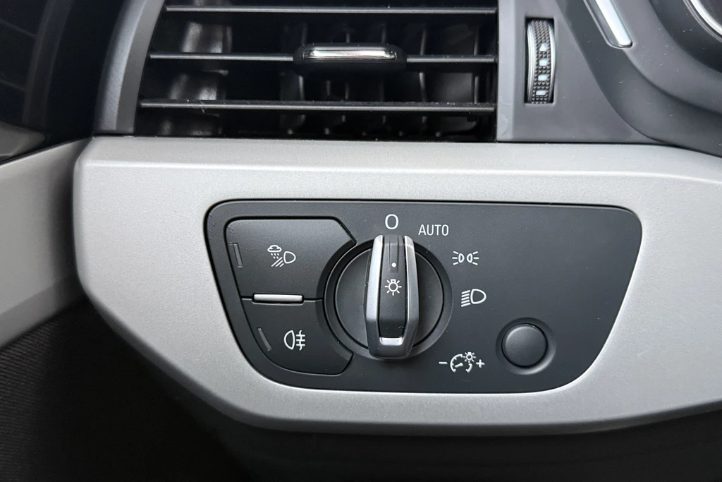 Audi A4 – foto 18