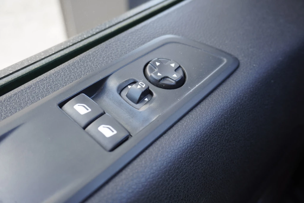 Opel Vivaro – foto 20