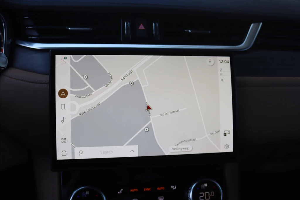 Jaguar F-PACE – foto 29