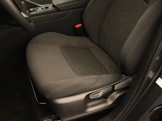 Toyota C-HR – thumbnail 16