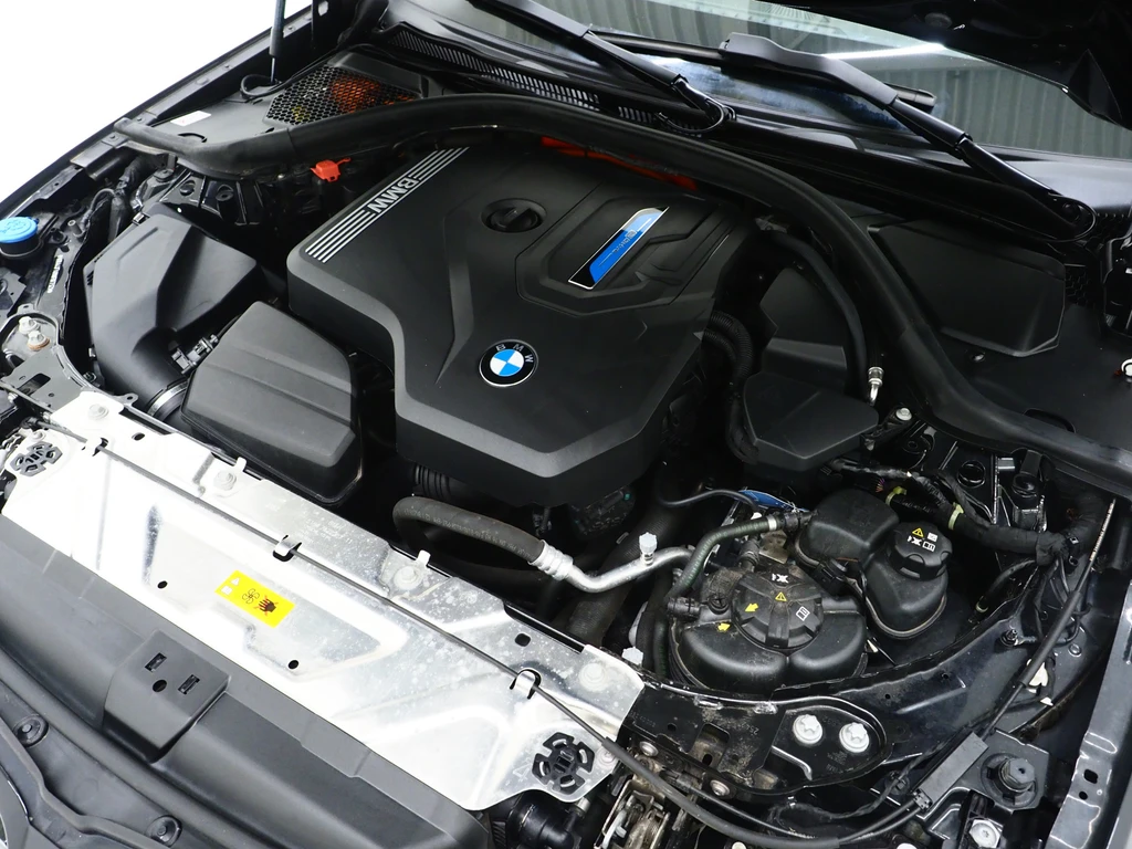 BMW 3 Serie – foto 12