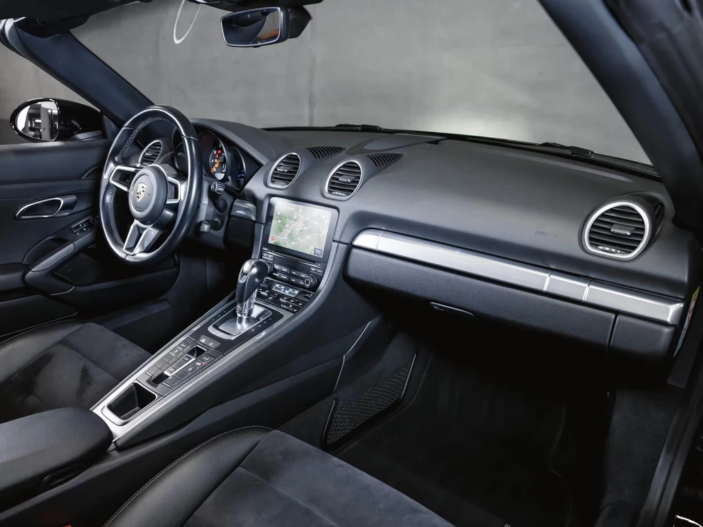 Porsche 718 – foto 12