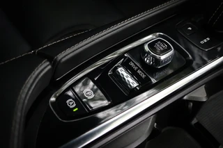Volvo XC90 – thumbnail 31