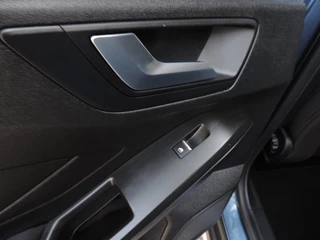 Ford Focus – thumbnail 53