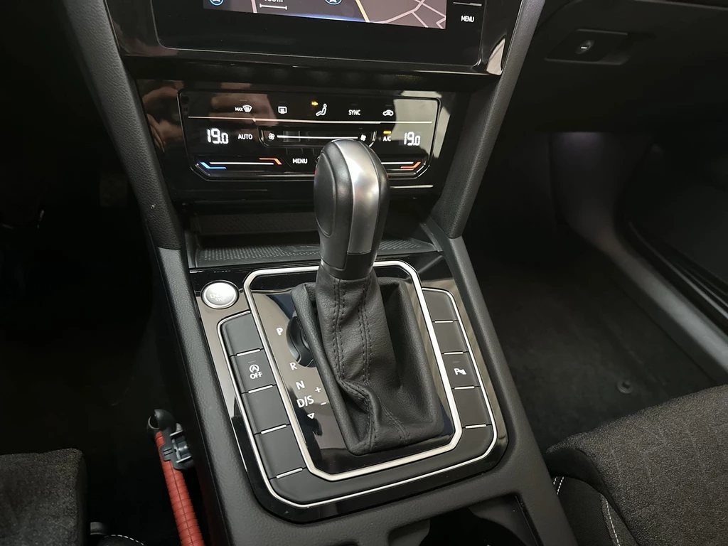 Volkswagen Passat – foto 13