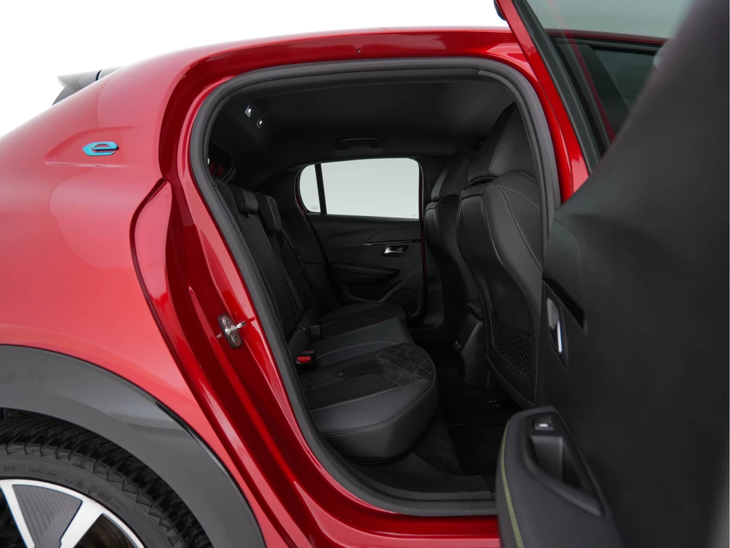 Peugeot e-208 – foto 11