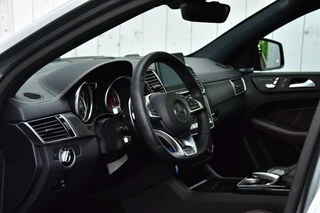 Mercedes-Benz GLE – thumbnail 10