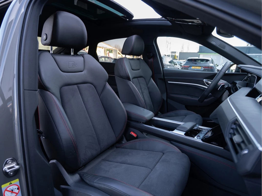 Audi Q8 Sportback e-tron – foto 23