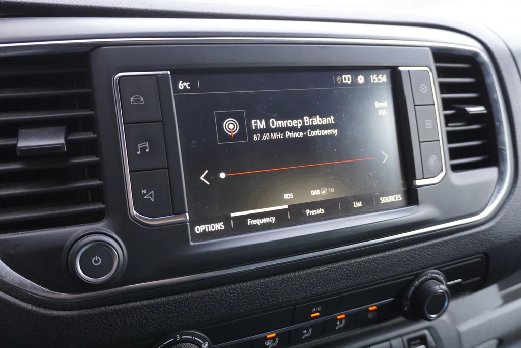 Opel Vivaro – foto 11