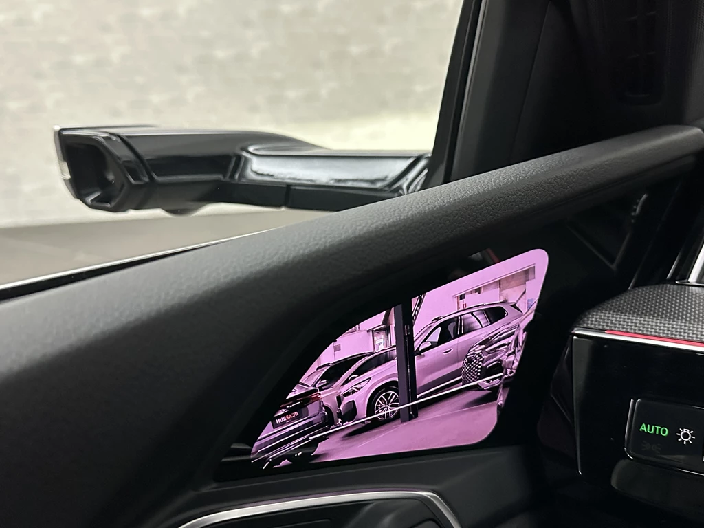 Audi e-tron – foto 13