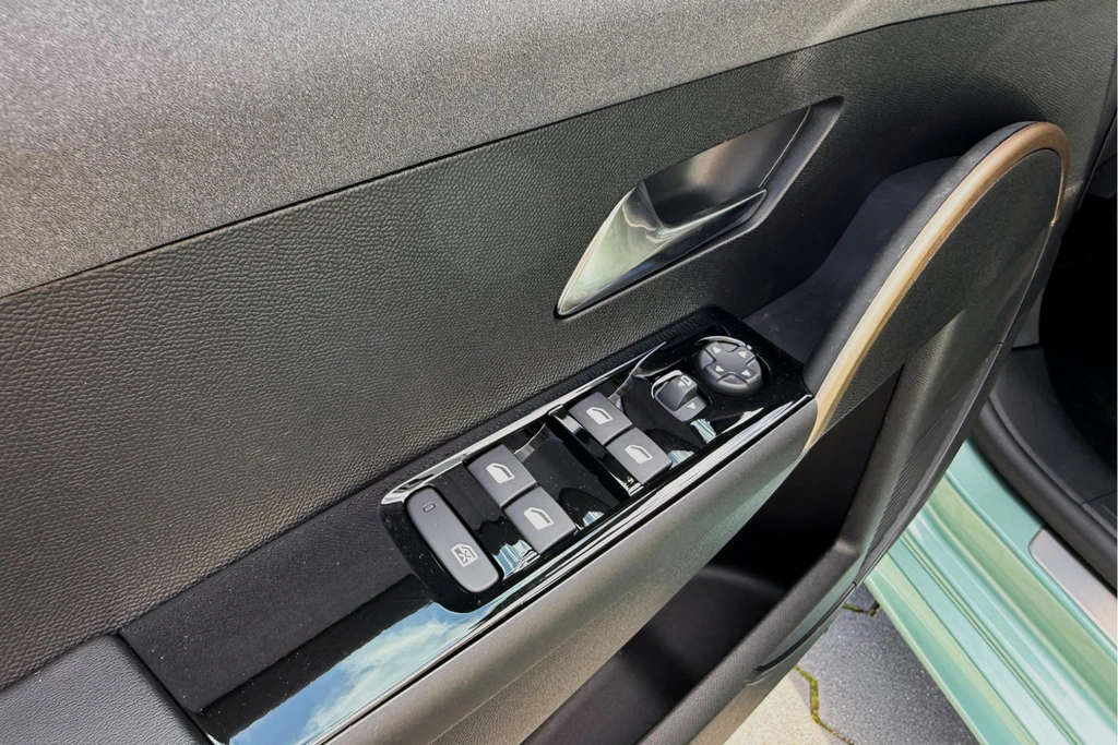 Lancia Ypsilon – foto 10