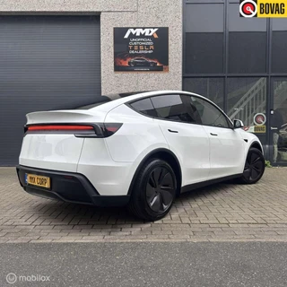 Tesla Model Y – thumbnail 5