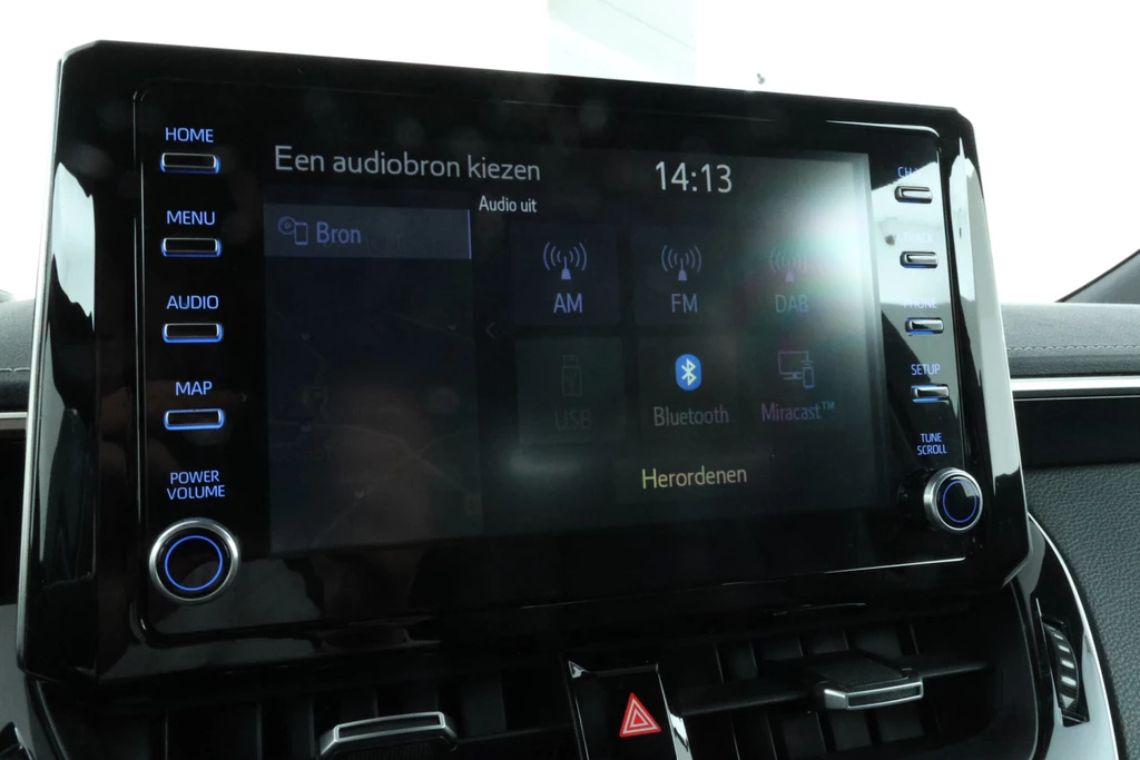 Toyota Corolla Touring Sports – foto 28