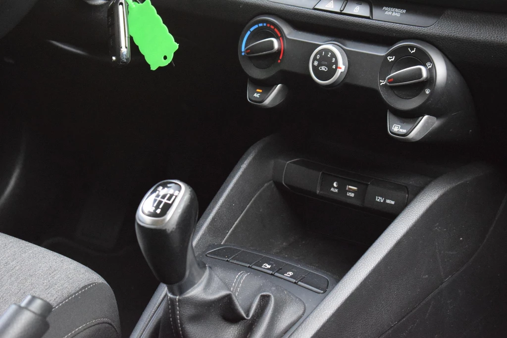 Kia Stonic – foto 18