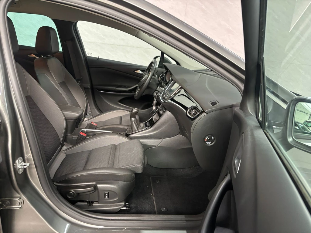 Opel Astra – foto 9