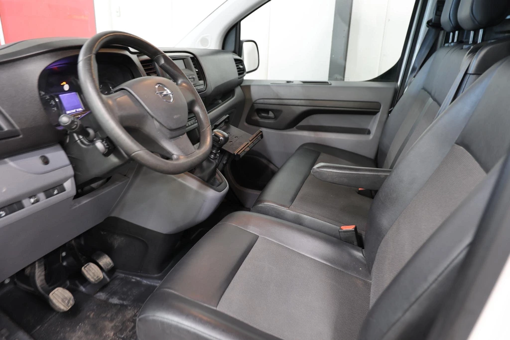 Opel Vivaro – foto 12