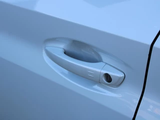 Peugeot 208 – thumbnail 26