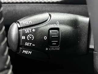 Peugeot 2008 – thumbnail 6