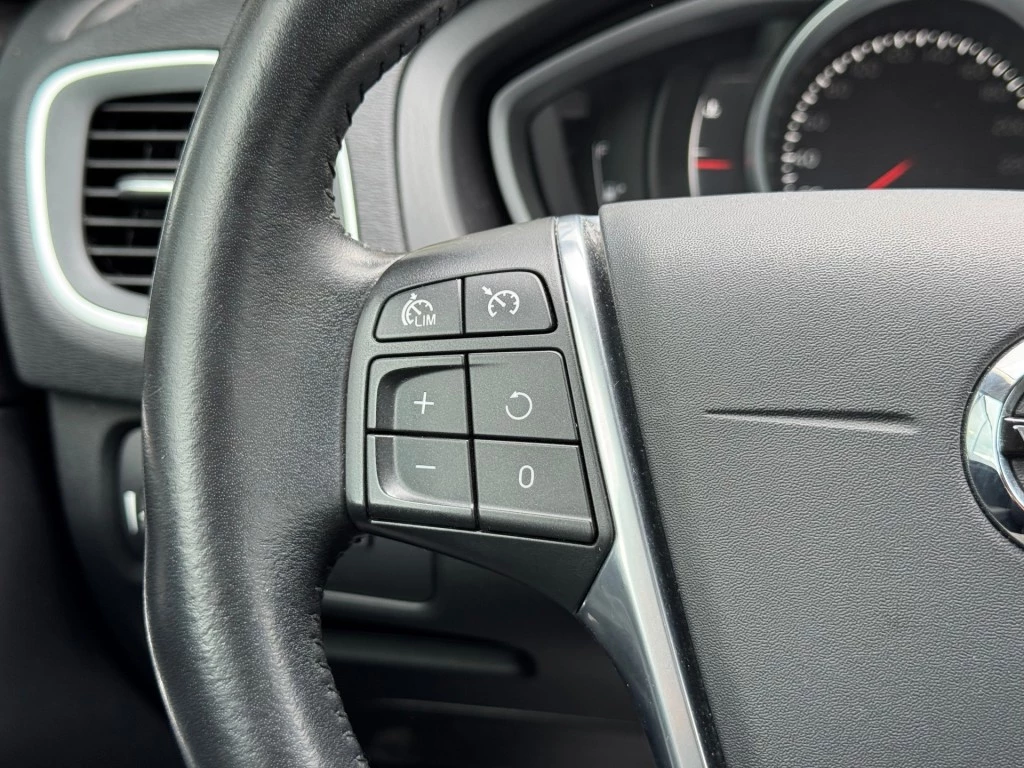 Volvo V40 – foto 8