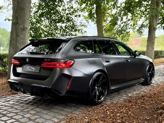 BMW M5 – thumbnail 10