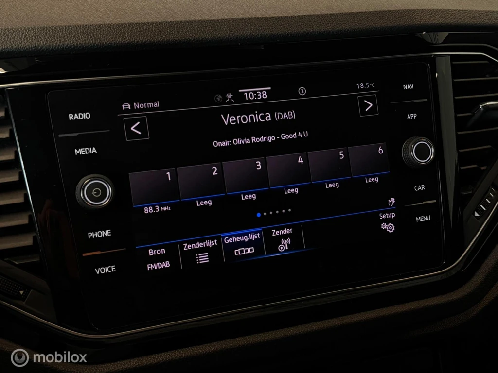Volkswagen T-Roc – foto 18