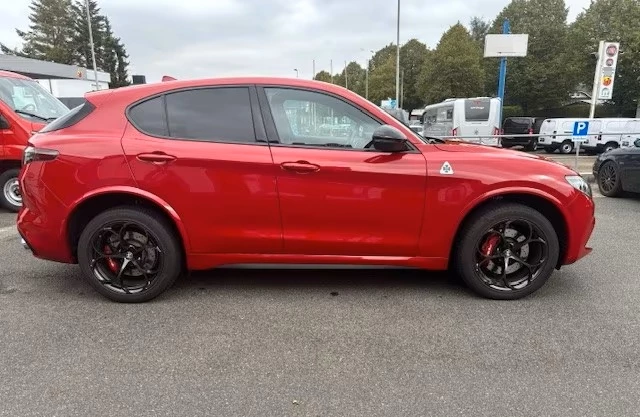 Alfa Romeo Stelvio – foto 5