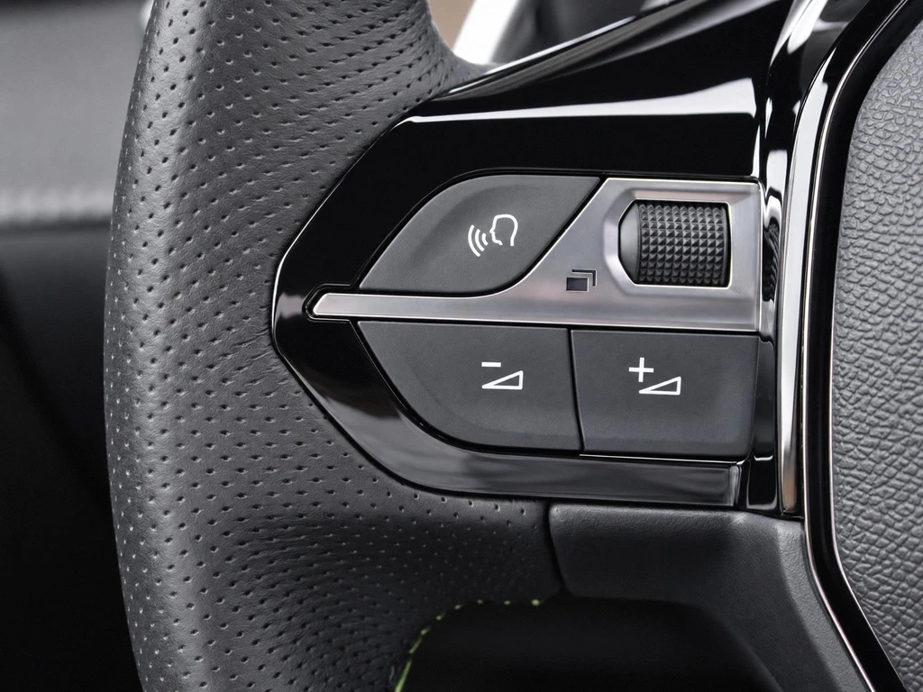 Peugeot 208 – foto 25