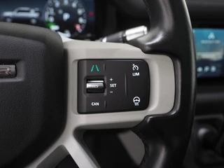Land Rover Defender – thumbnail 27