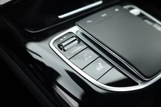Mercedes-Benz EQC – thumbnail 30