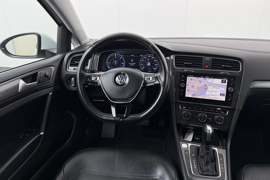 Volkswagen e-Golf – foto 9
