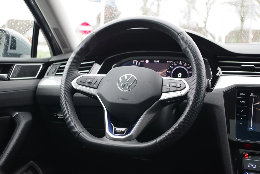 Volkswagen Passat – foto 19
