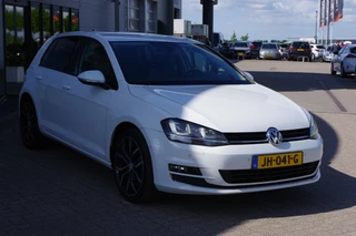 Volkswagen Golf – thumbnail 5
