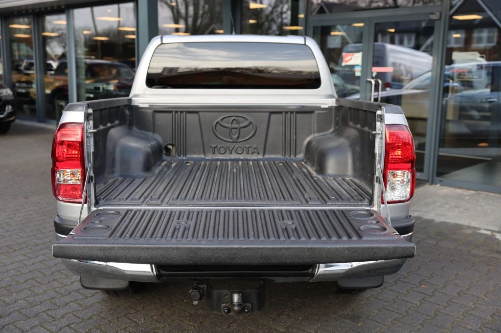 Toyota Hilux – foto 5